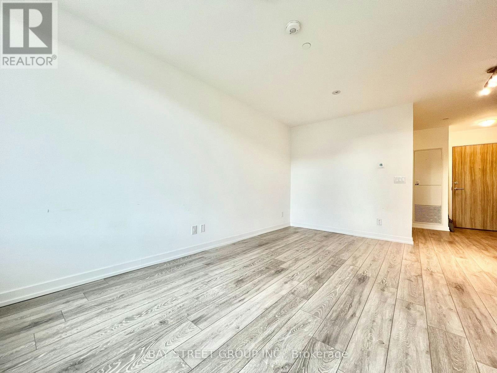 209-11 Maryport Avenue, Toronto, ON, M3M 0E2 - 6