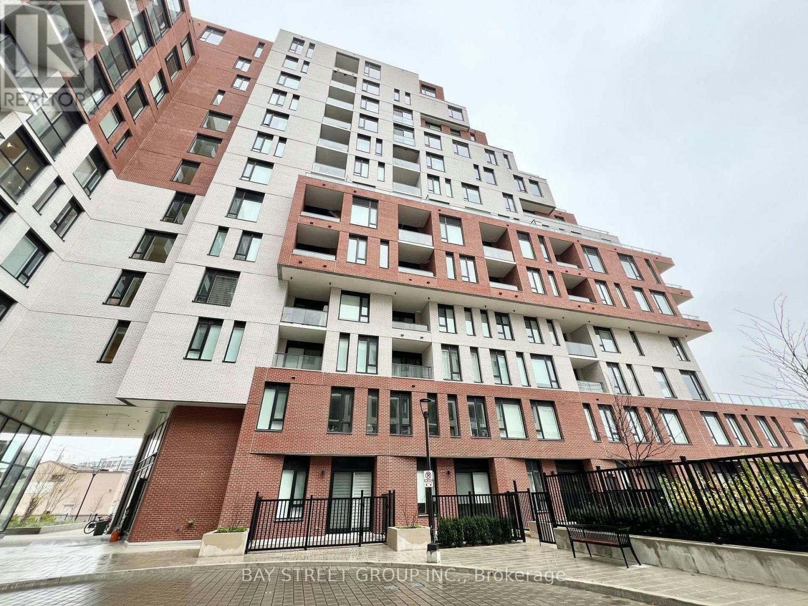 209-11 Maryport Avenue, Toronto, ON, M3M 0E2