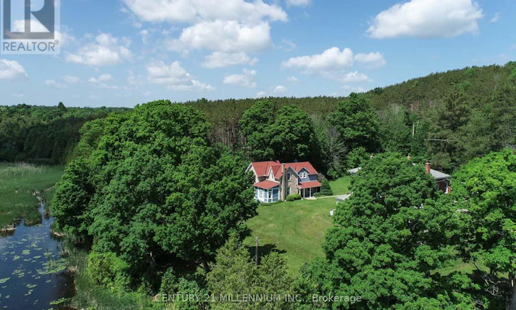 1380 Queen Street W