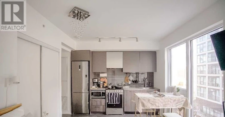 825-251 Jarvis Street, Toronto, ON, M5B 0C3 - 2