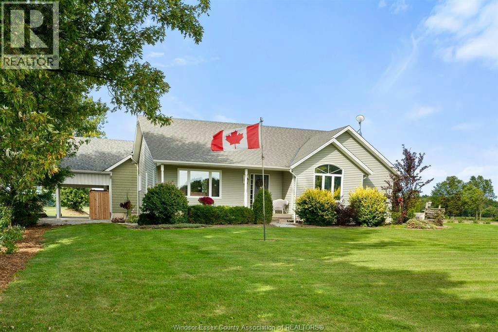 1642 2 Road West, Kingsville, ON, N9Y 2E4