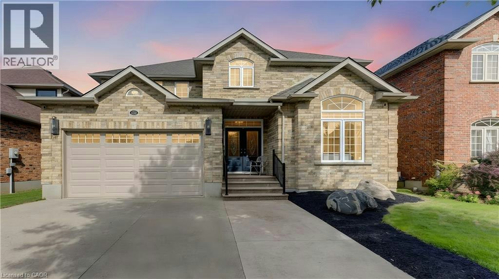 231 Hawkswood Drive, Kitchener, ON, N2K 4J2