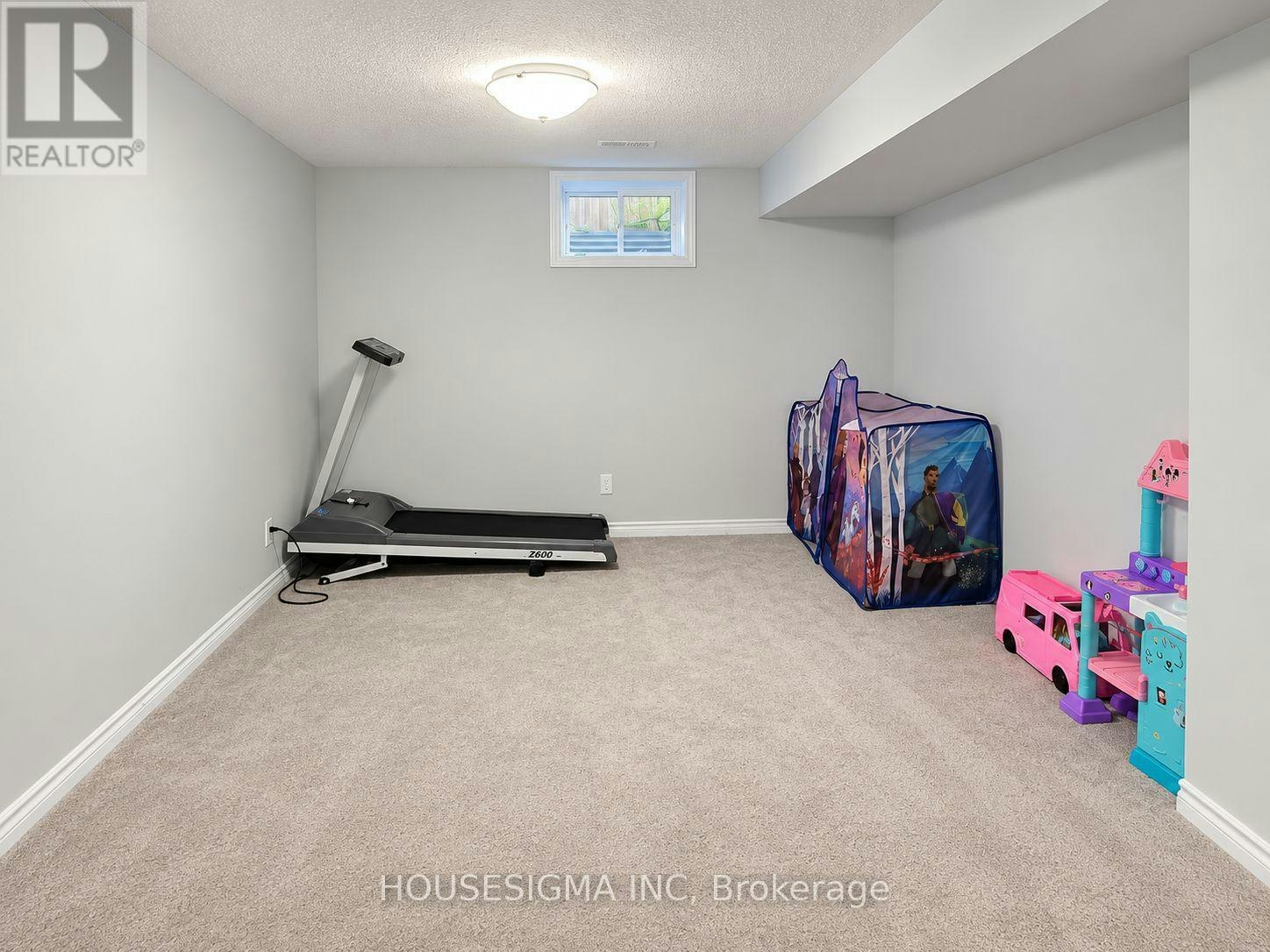 63 Tapadero Avenue, Ottawa, ON, K2V 0E1 - 11
