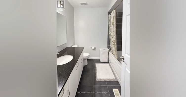 63 Tapadero Avenue, Ottawa, ON, K2V 0E1 - 9