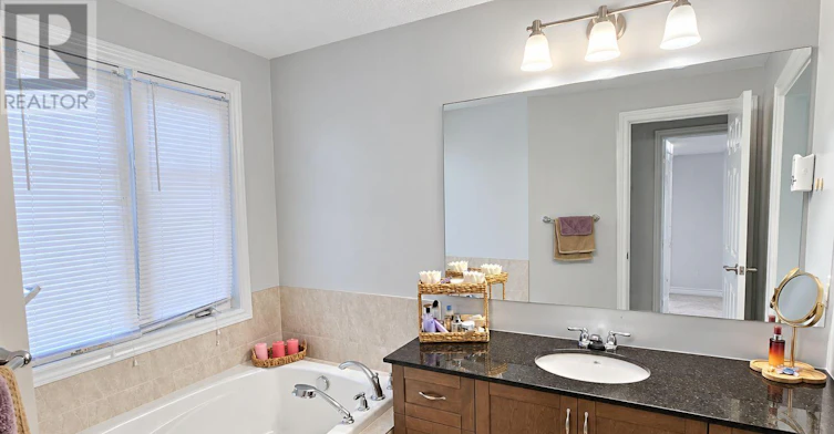 63 Tapadero Avenue, Ottawa, ON, K2V 0E1 - 7