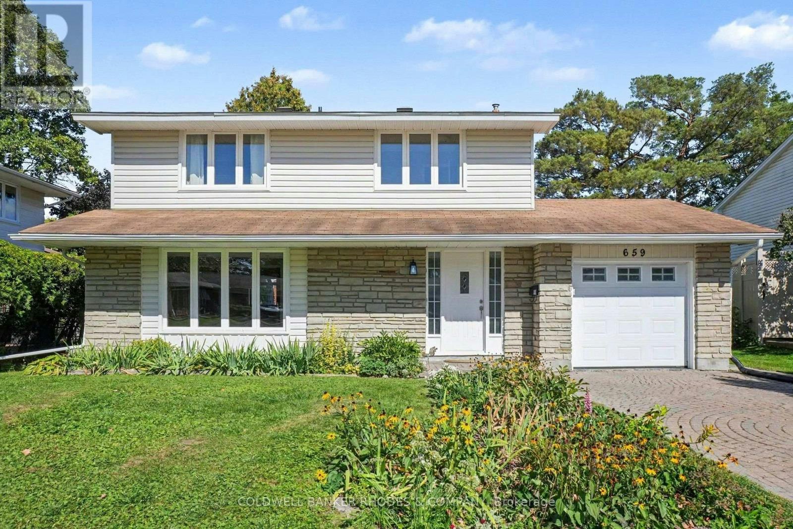 659 Ingram Crescent, Ottawa, ON, K1J 7A7