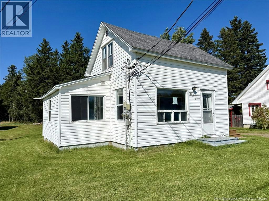 985 Louis G. Daigle Rue, Tracadie-Sheila, NB, E1X 1C2