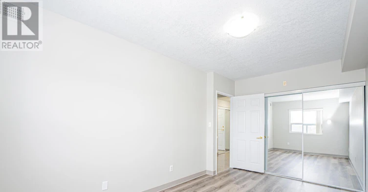 610-274 Erb Street W, Waterloo, ON, N2L 1W2 - 13