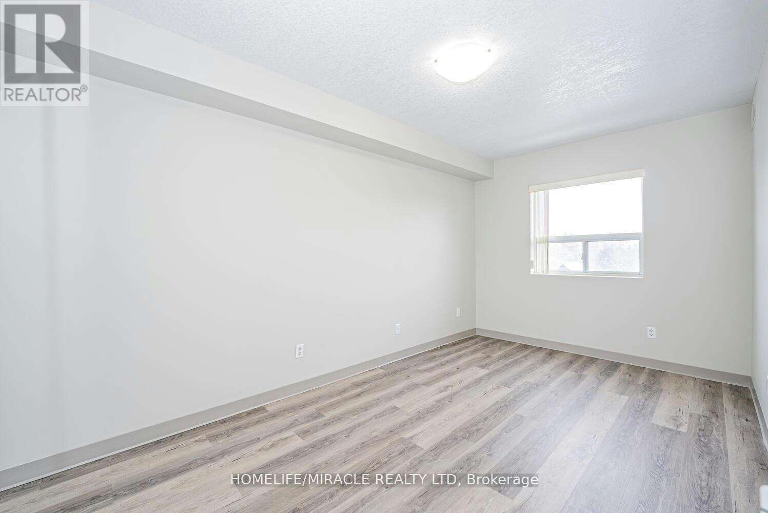 610-274 Erb Street W, Waterloo, ON, N2L 1W2 - 12