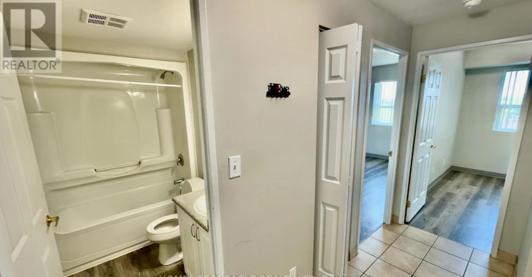 705-593 Strasburg Road, Kitchener, ON, N2E 0J7 - 10