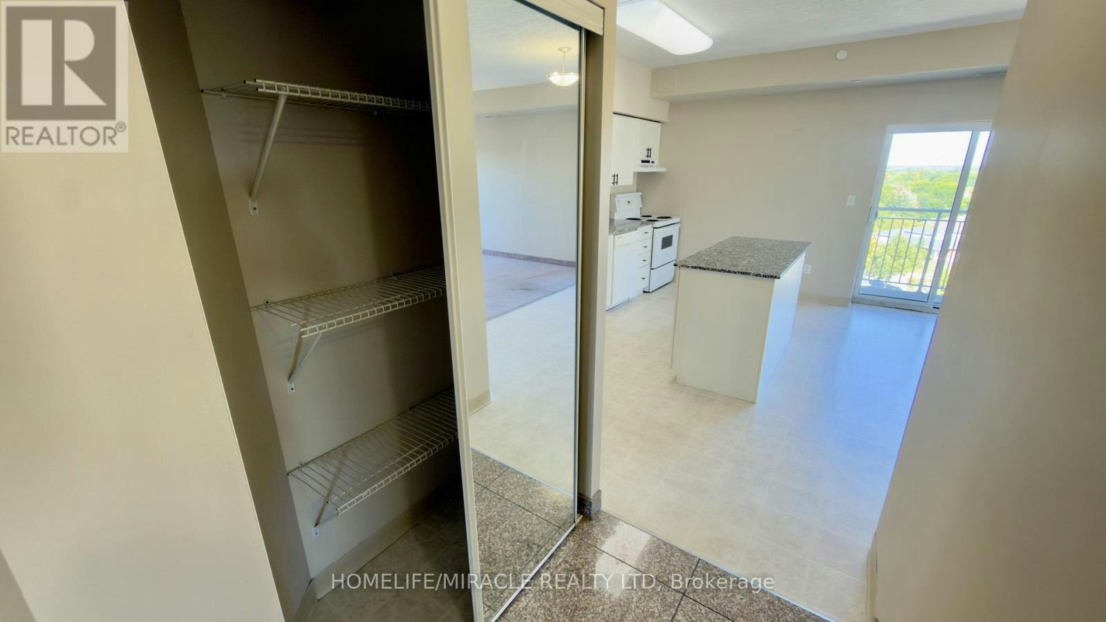 818-239 Auburn Drive, Waterloo, ON, N2K 0B7 - 10