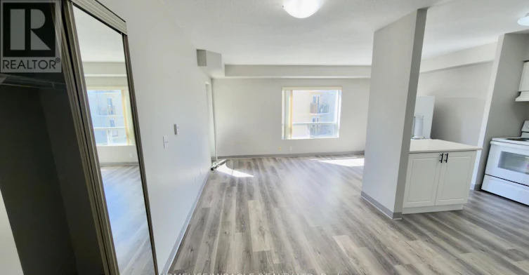304-237 Auburn Drive, Waterloo, ON, N2K 4G9 - 4