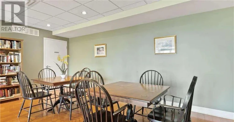101-10 Bay Street, Blue Mountains, ON, N0H 2P0 - 35