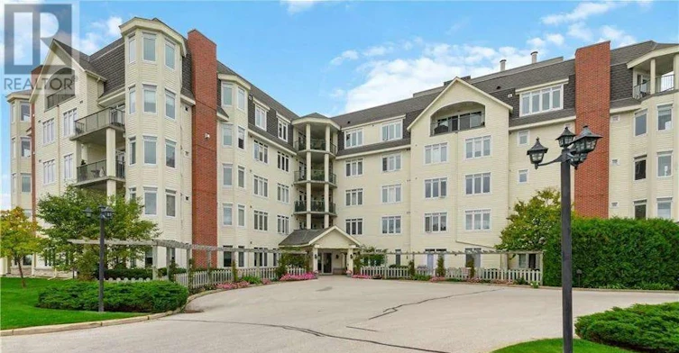 101-10 Bay Street, Blue Mountains, ON, N0H 2P0 - 2