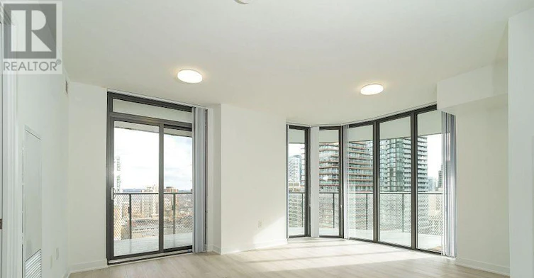 1402-11 Wellesley Street W, Toronto, ON, M4Y 0G4 - 3