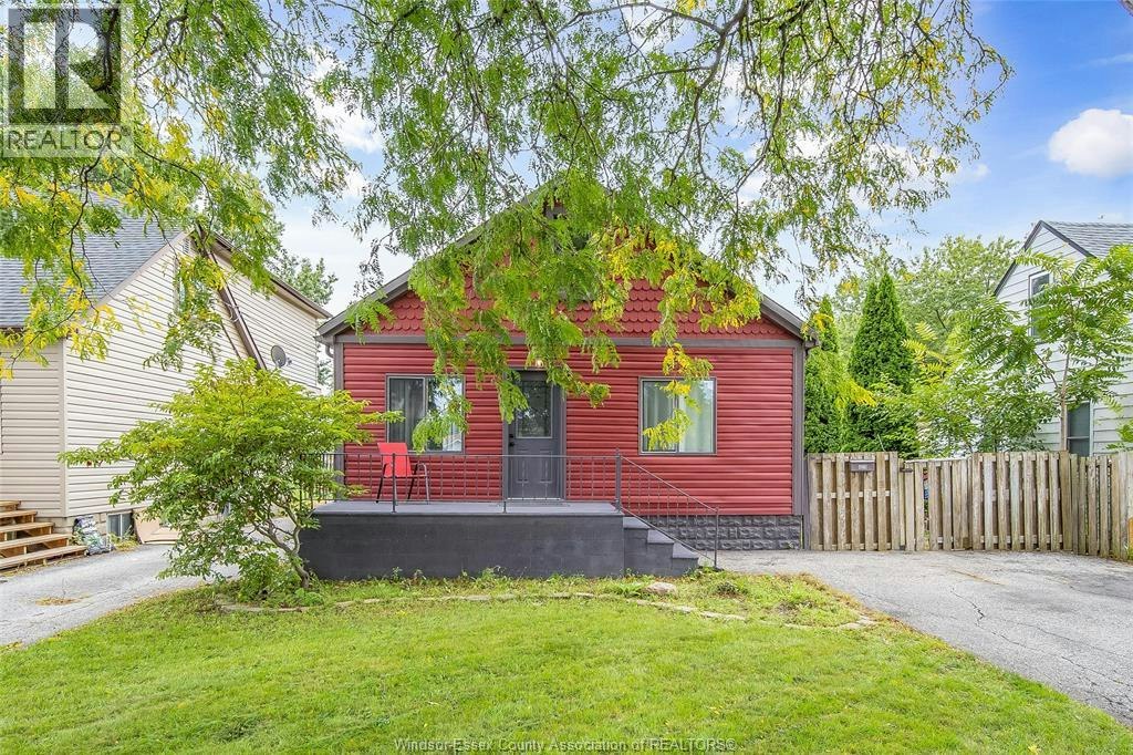 629 Stanley Street, Windsor, ON, N8X 3B3