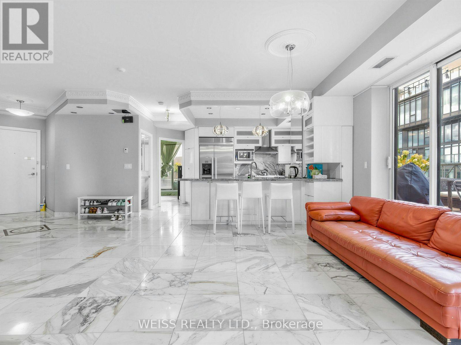 902-18 Beverley Street, Toronto, ON, M5T 3L2 - 6