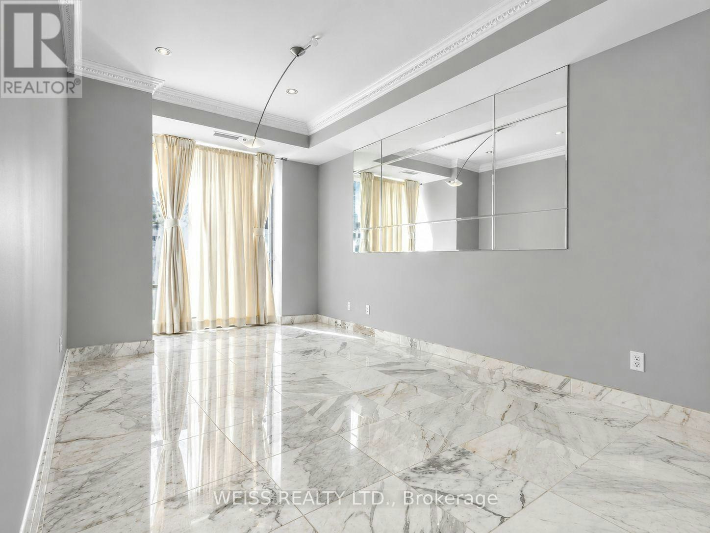 902-18 Beverley Street, Toronto, ON, M5T 3L2 - 12