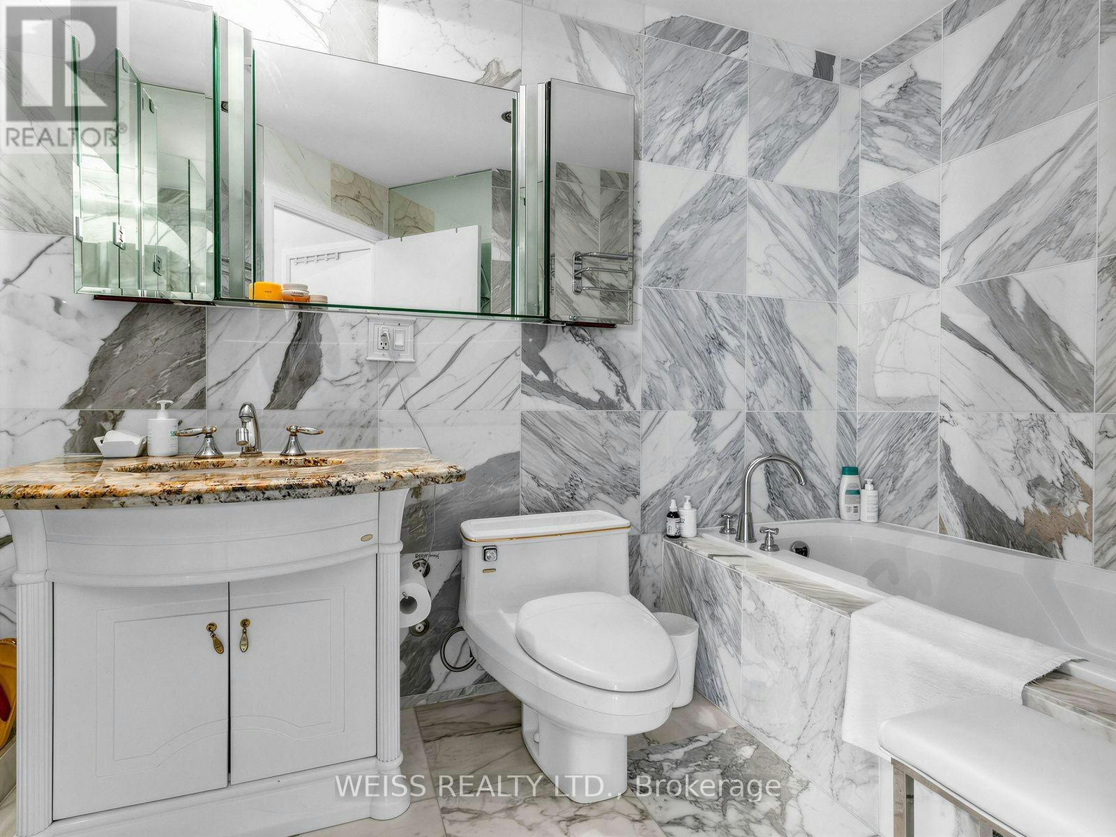 902-18 Beverley Street, Toronto, ON, M5T 3L2 - 14