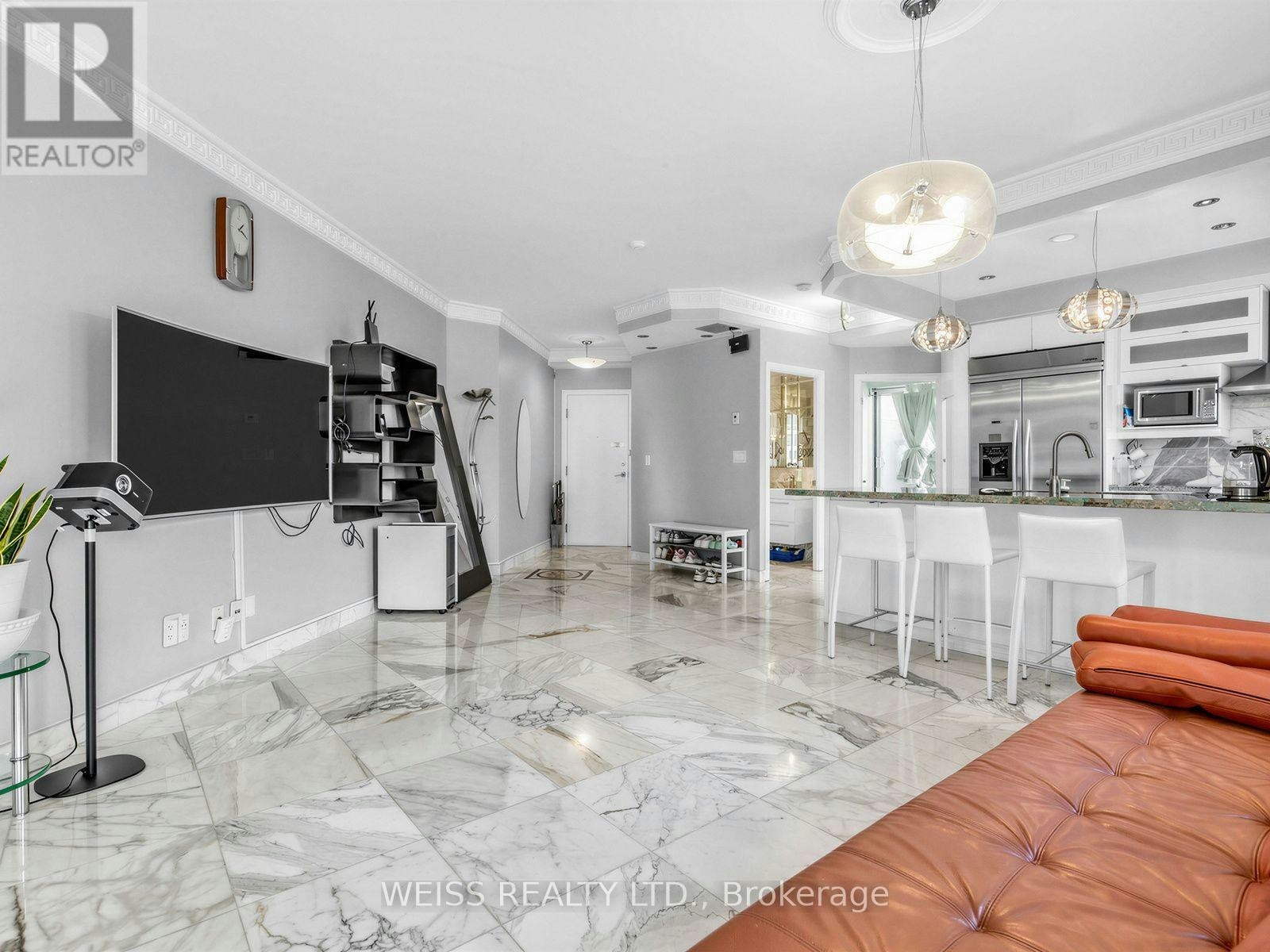 902-18 Beverley Street, Toronto, ON, M5T 3L2 - 7