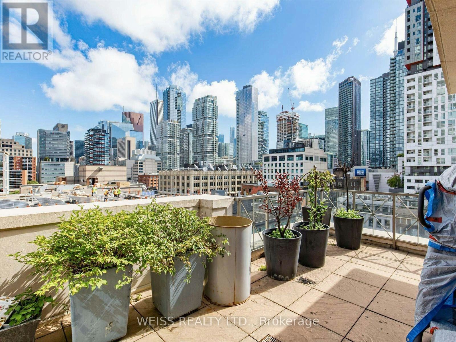 902-18 Beverley Street, Toronto, ON, M5T 3L2 - 26