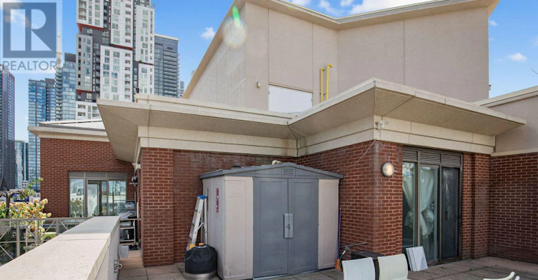 902-18 Beverley Street, Toronto, ON, M5T 3L2 - 21