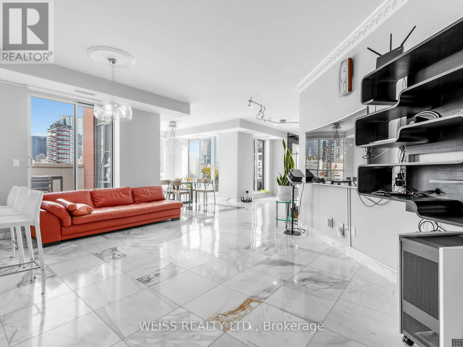 902-18 Beverley Street, Toronto, ON, M5T 3L2 - 5