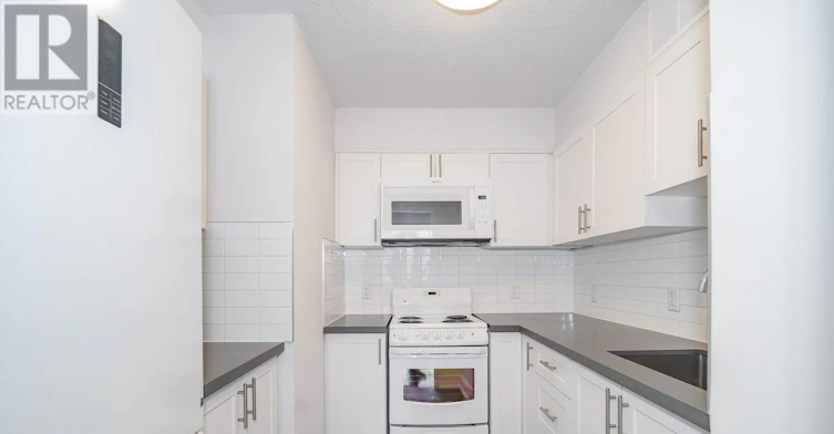 402-33 Isabella Street, Toronto, ON, M4Y 2P7 - 5