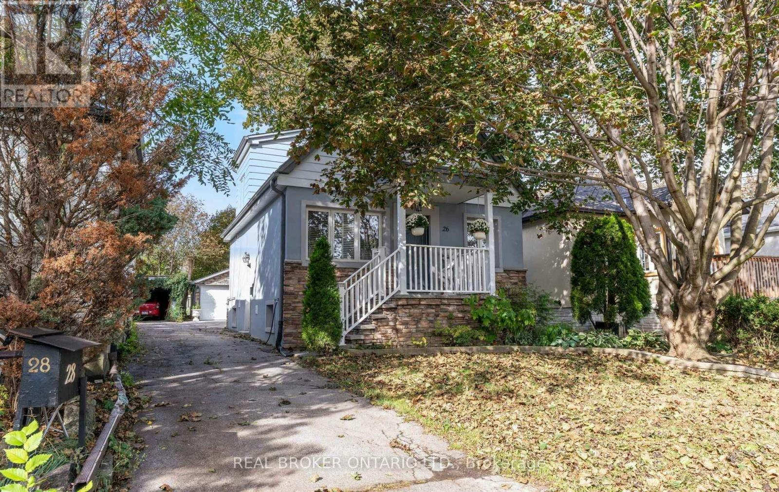 26 Roxaline Street, Toronto, ON, M9P 2Y9