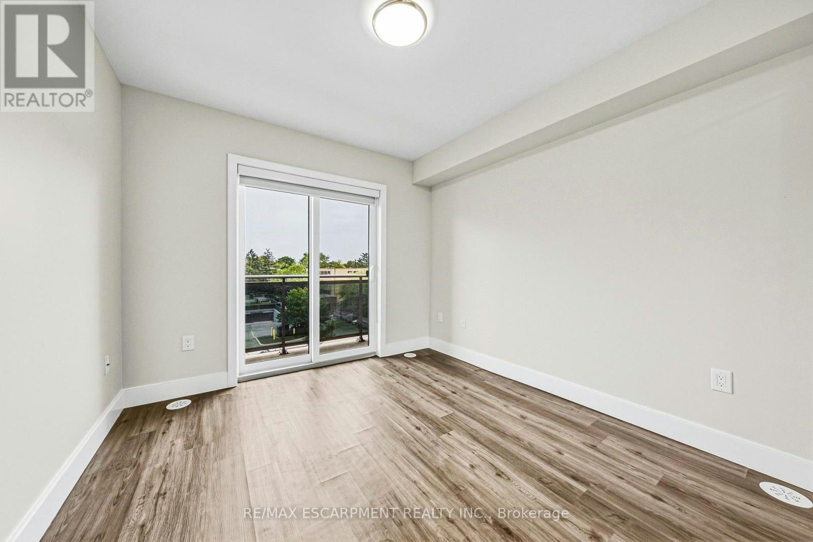 211-2061 Prospect Street, Burlington, ON, L7R 1Z2 - 14