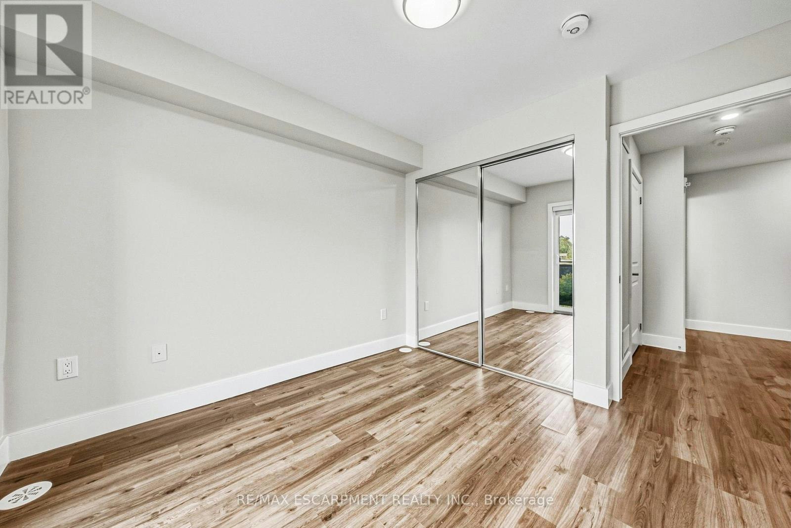 211-2061 Prospect Street, Burlington, ON, L7R 1Z2 - 15