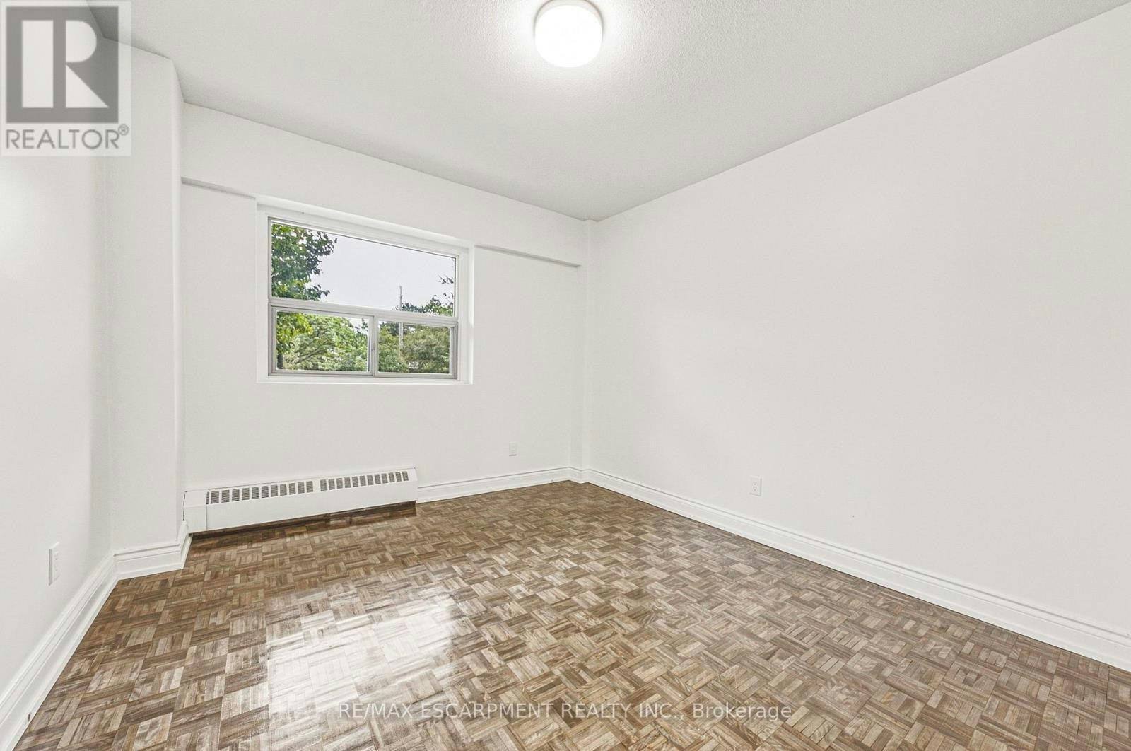 104-2077 Prospect Street, Burlington, ON, L7R 1Z4 - 9