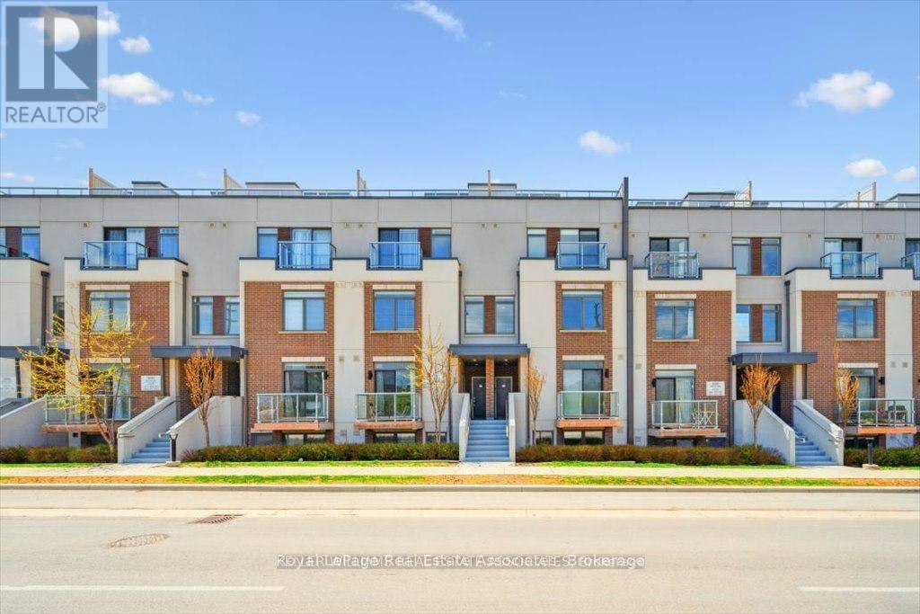 204-3058 Sixth Line, Oakville, ON, L6M 1P8