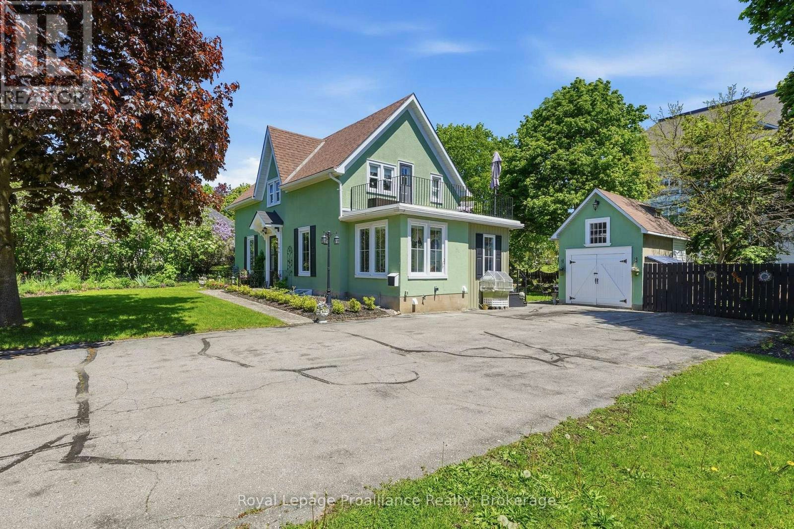 195 Maclellan Avenue, Quinte West, ON, K8V 5J5