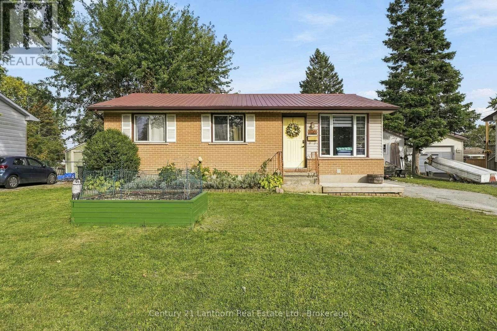 706 Willis Street, Kingston, ON, K7M 6H3