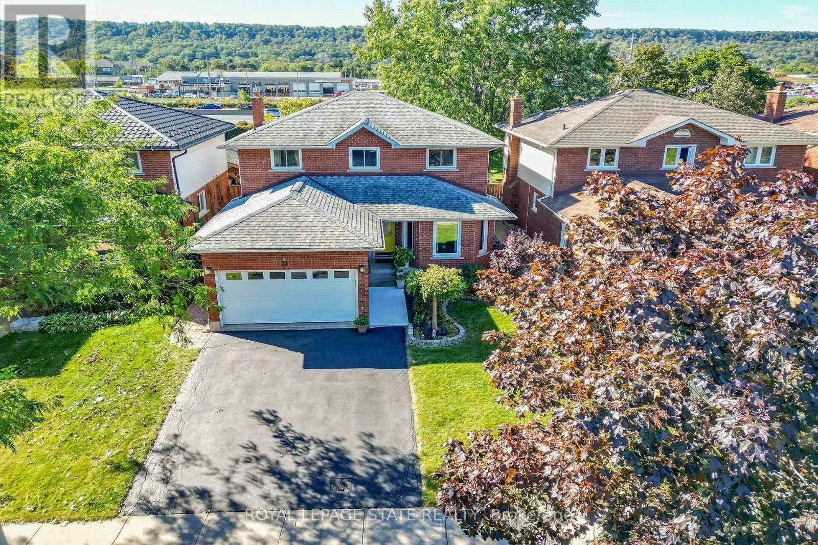 31 Princess Boulevard, Grimsby, ON, L3M 5A8