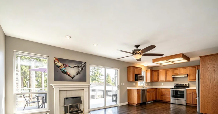 upper Unit-19967 46 Avenue, Langley, BC, V3A 3H4 - 2