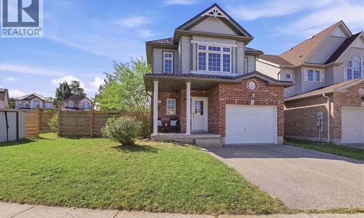 430 Mountain Laurel Crescent