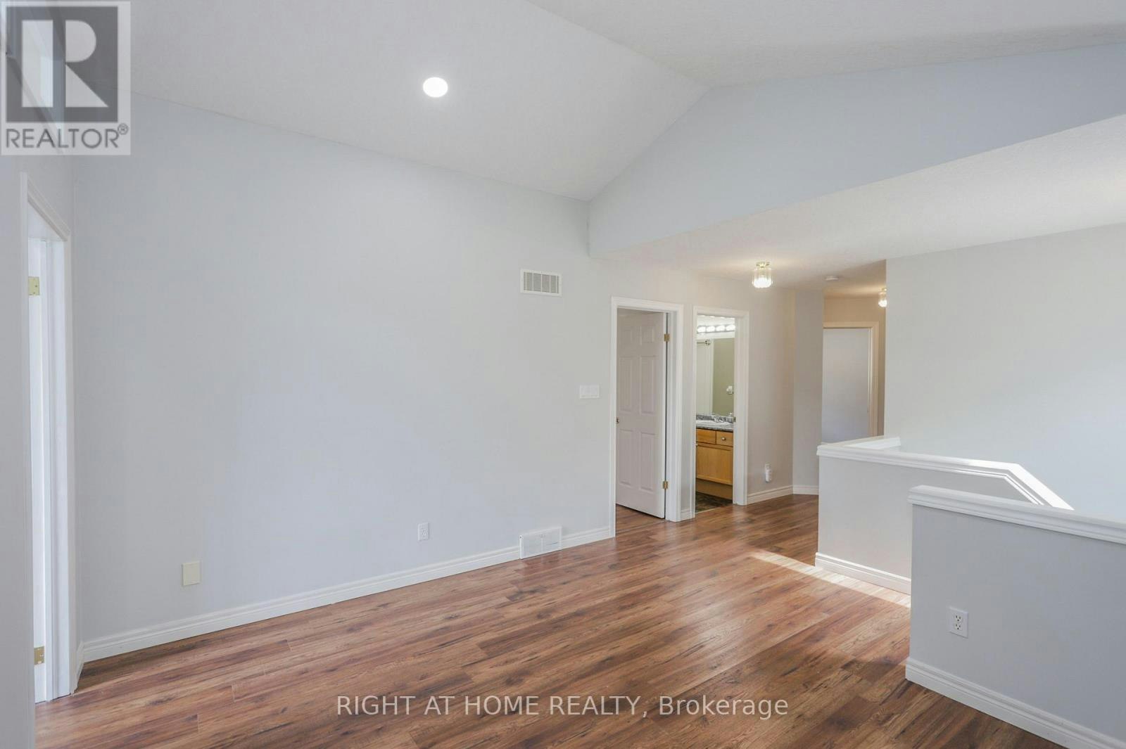 756 Hedgerow Place, London, ON, N5X 4L6 - 6