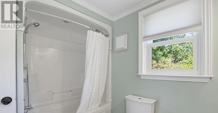 8 Meridene Crescent E, London, ON, N5X 1G5 - 17
