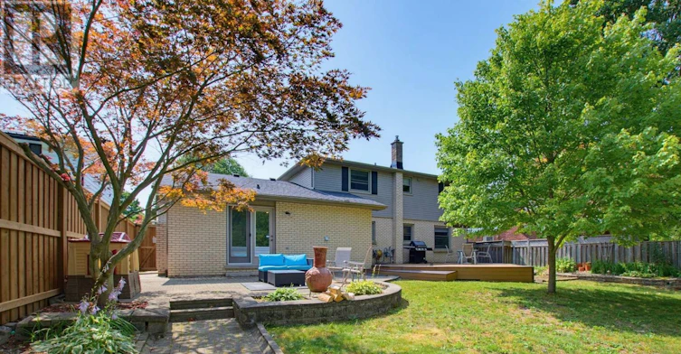 8 Meridene Crescent E, London, ON, N5X 1G5 - 26