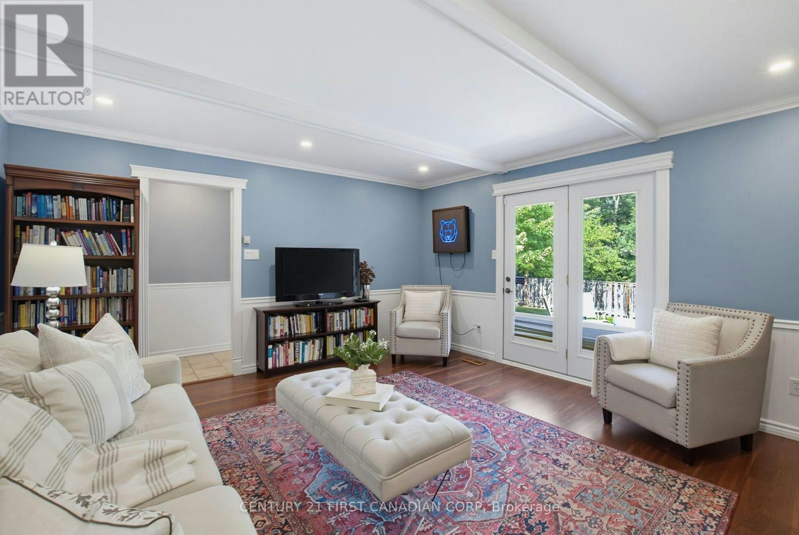 8 Meridene Crescent E, London, ON, N5X 1G5 - 11