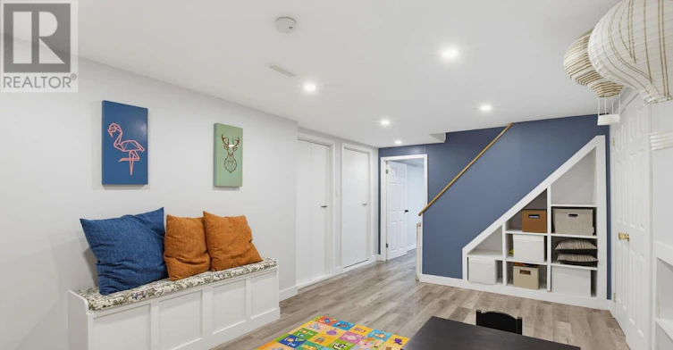 8 Meridene Crescent E, London, ON, N5X 1G5 - 21