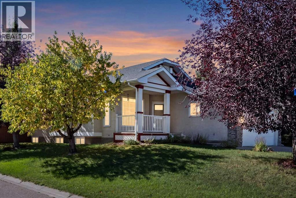 319 Cimarron Bay, Okotoks, AB, T1S 1R6