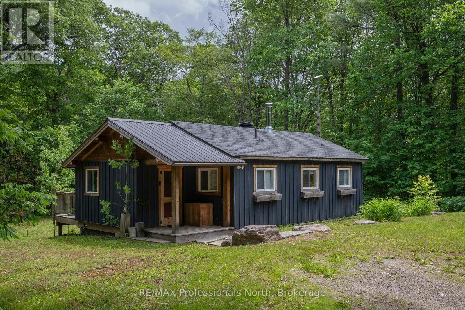 1628 Boshkung Lake Road, Algonquin Highlands, ON, K0M 1J1