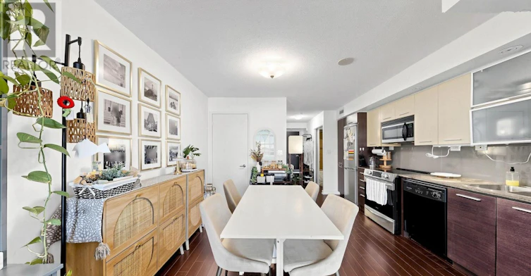 539-8 Telegram Mews, Toronto, ON, M5V 3Z5 - 15