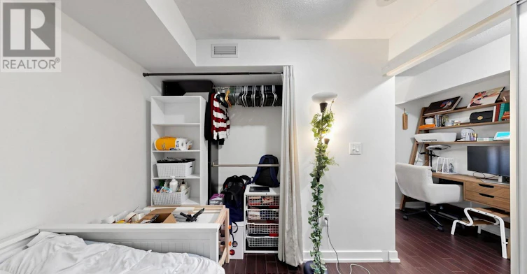 539-8 Telegram Mews, Toronto, ON, M5V 3Z5 - 32
