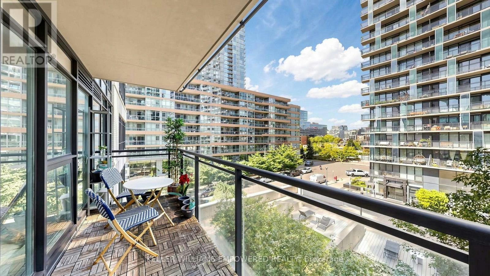 539-8 Telegram Mews, Toronto, ON, M5V 3Z5 - 37