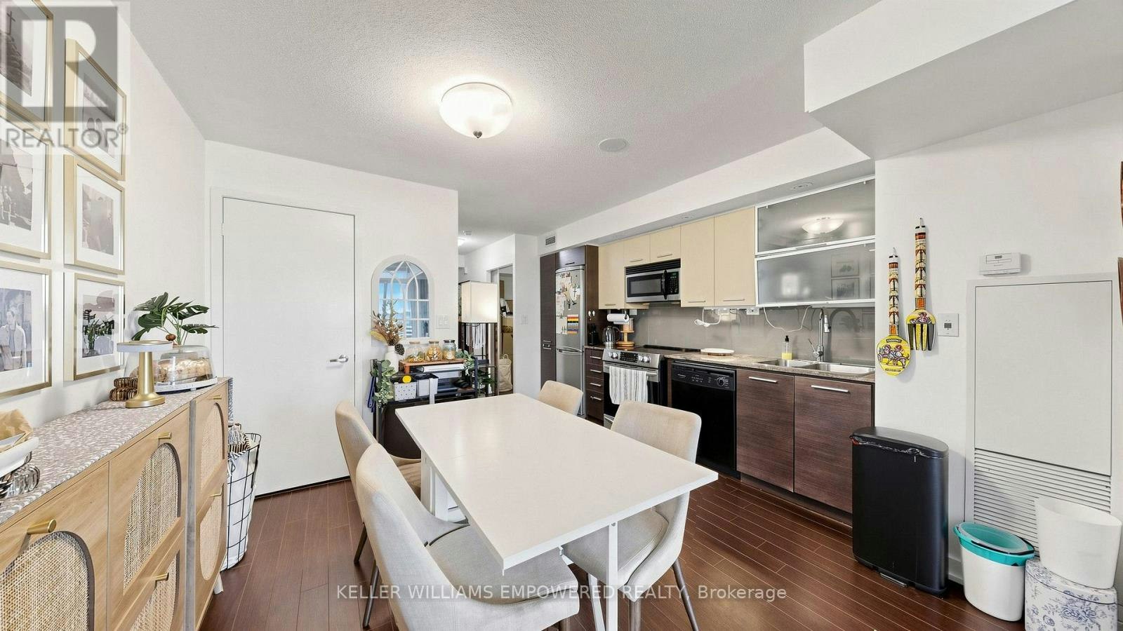 539-8 Telegram Mews, Toronto, ON, M5V 3Z5 - 14
