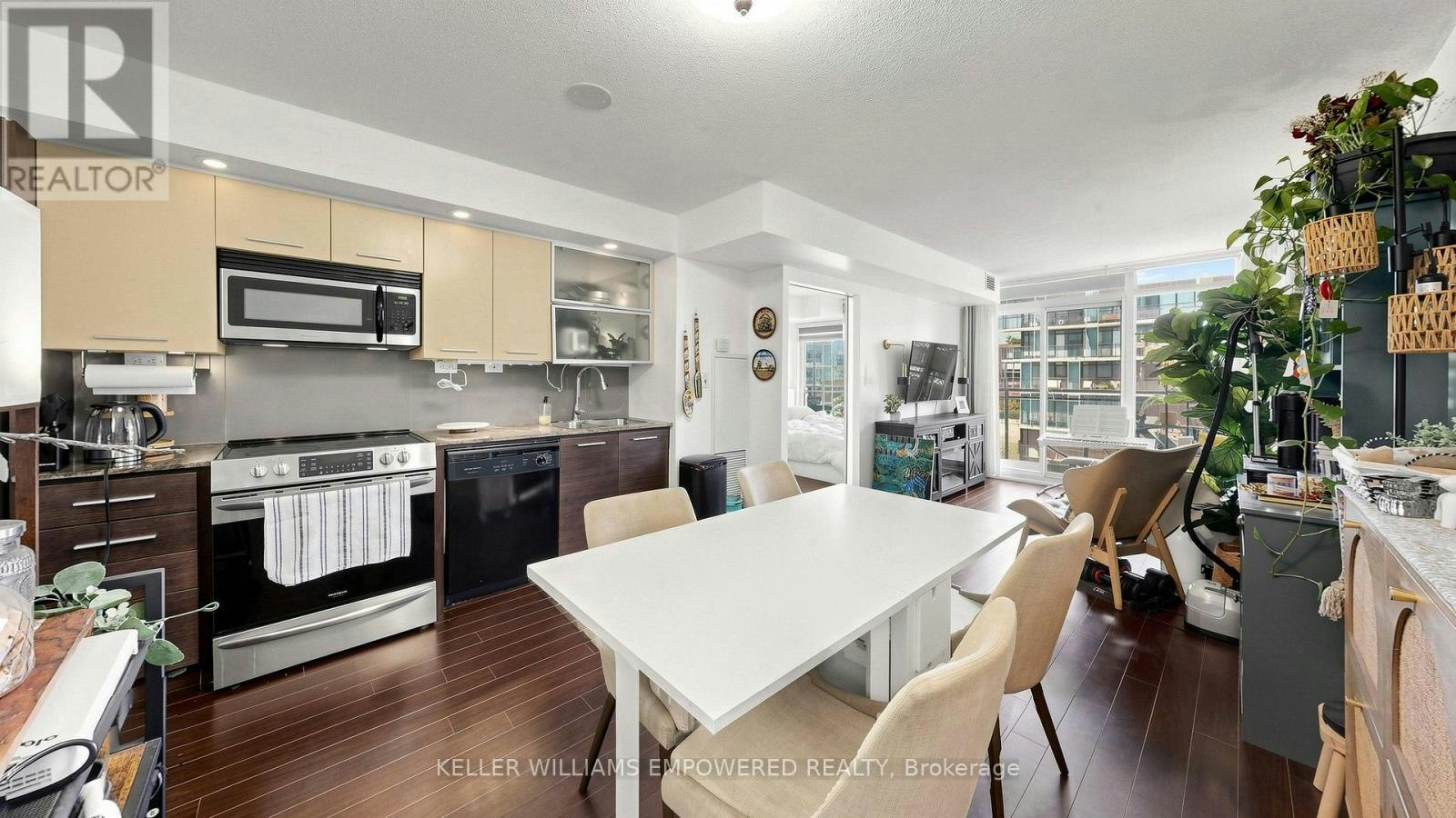 539-8 Telegram Mews, Toronto, ON, M5V 3Z5 - 13